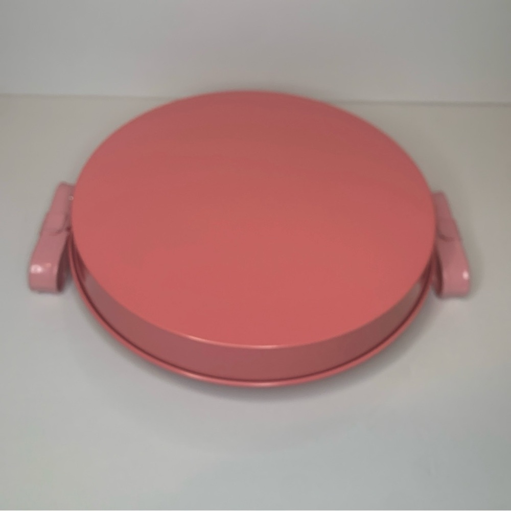 Target Bullseye 🎯 Playground Valentines Serving Bow Tray Pink Metal, NEW 2025 - Picture 4 of 7